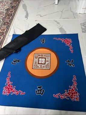 Mahjong 🀄️ May with black carry bag
